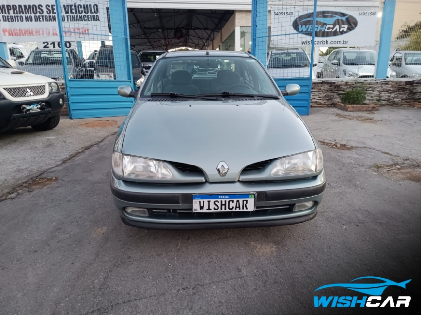 Renault megane sedan 2.0 L 1998