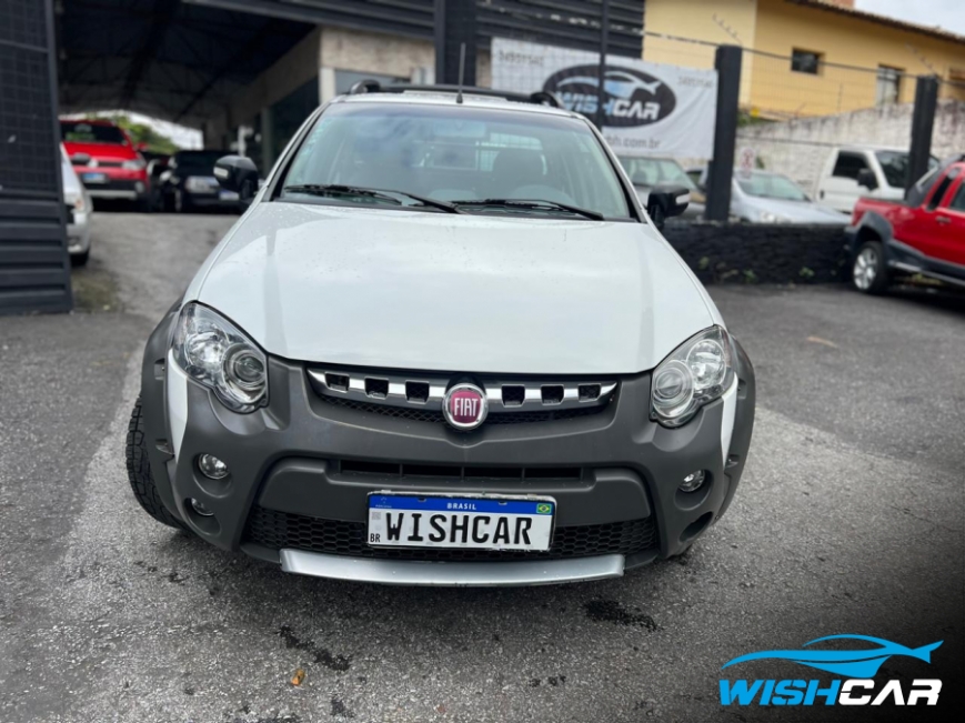 Fiat Strada Adventure CE 1.8 2014